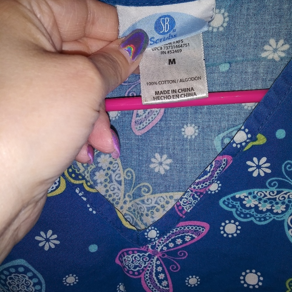 Scrub top sz medium